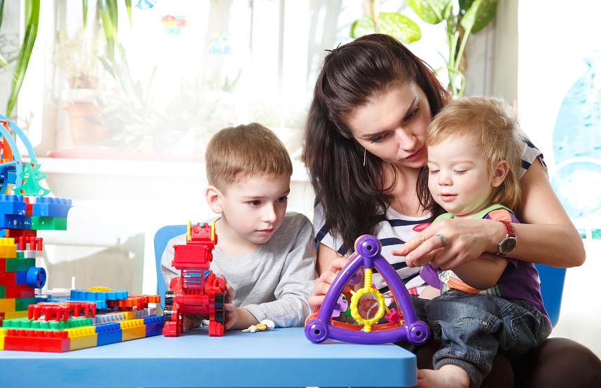 Nurturing Little Minds: Educational Babysitting Beyond the Basics